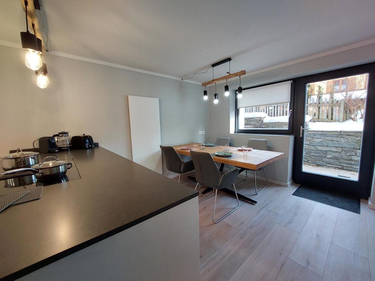 Rmg Roses Apartments Бад Клайнкирххайм Екстериор снимка
