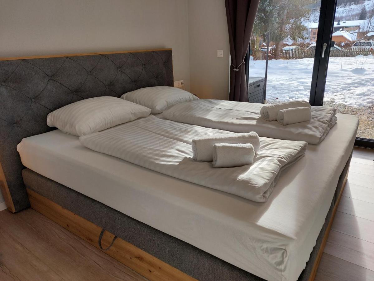 Rmg Roses Apartments Бад Клайнкирххайм Екстериор снимка