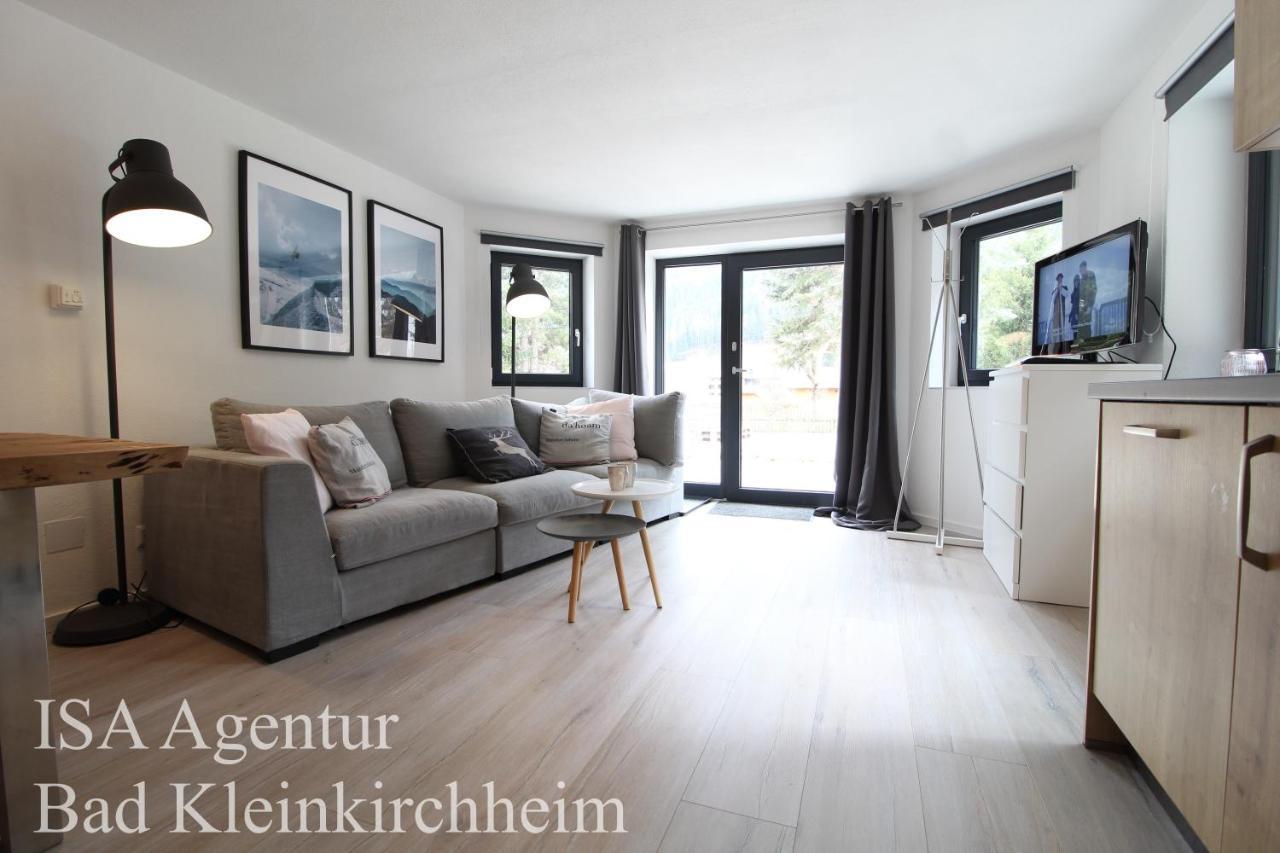 Rmg Roses Apartments Бад Клайнкирххайм Екстериор снимка